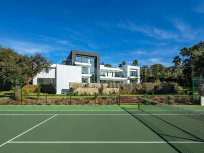 Casa Quijote – Modern Luxury Villa for Sale in Sotogrande
