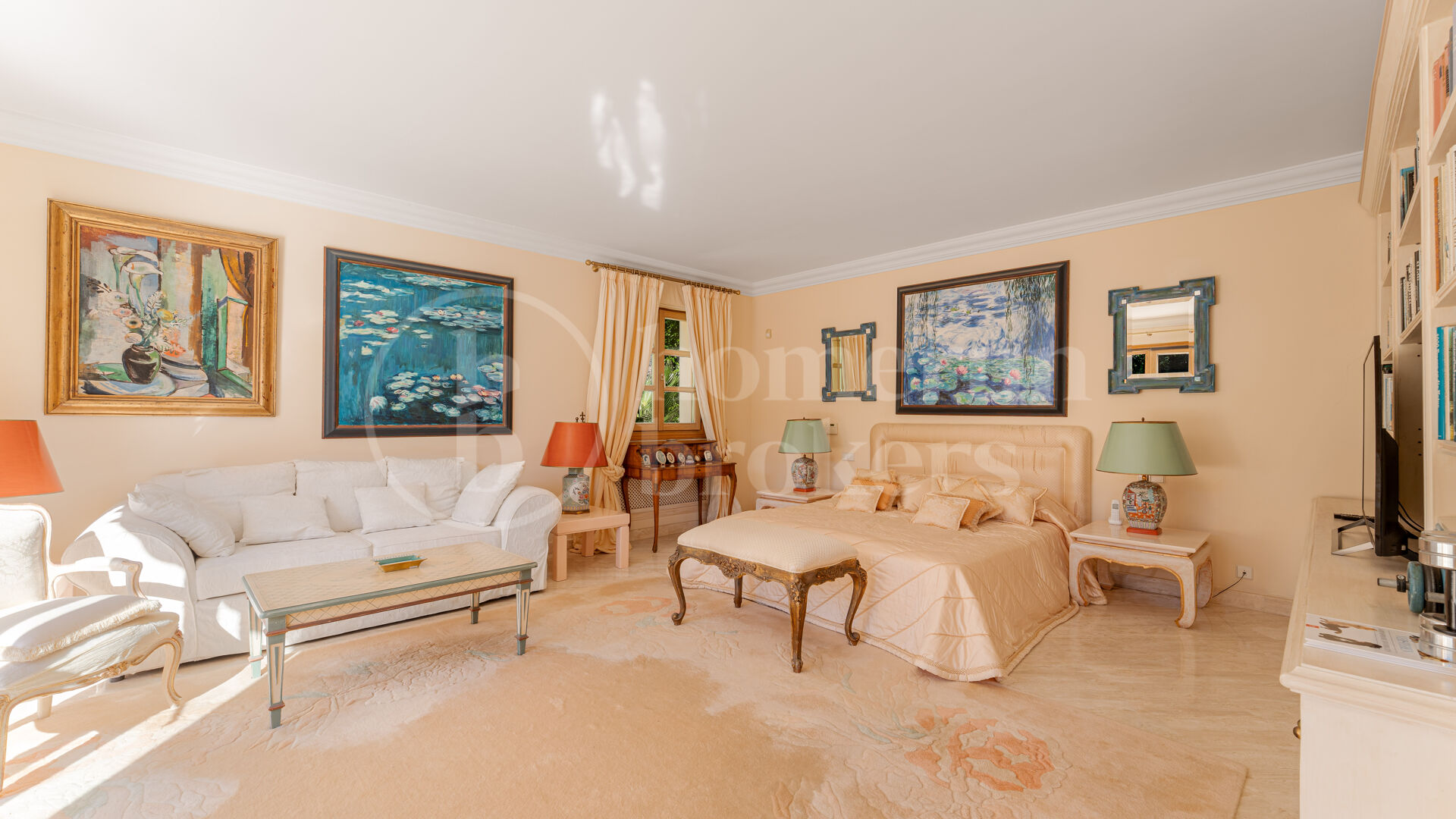 Villa Adele – Mediterranean Villa in Nueva Andalucía