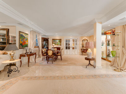 Villa Adele – Mediterranean Villa in Nueva Andalucía