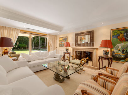 Villa Adele – Mediterranean Villa in Nueva Andalucía