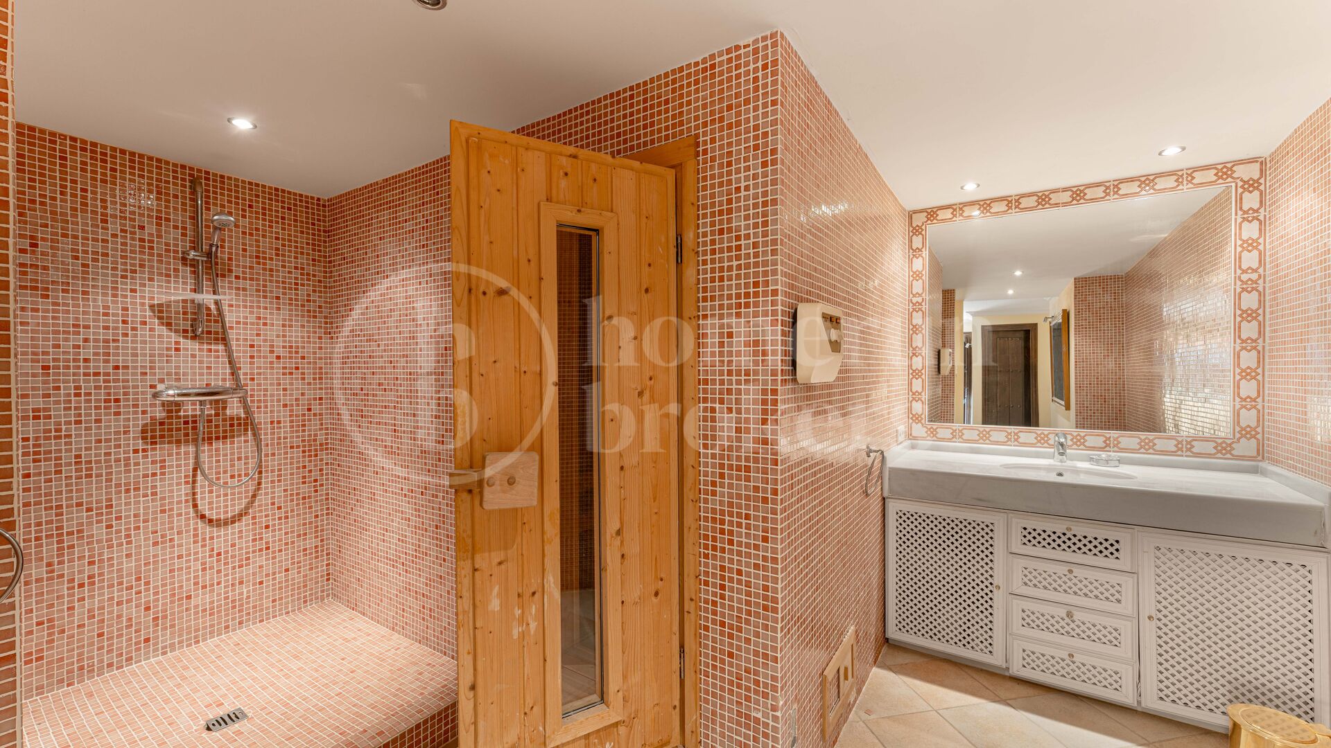 Villa Adele – Mediterranean Villa in Nueva Andalucía