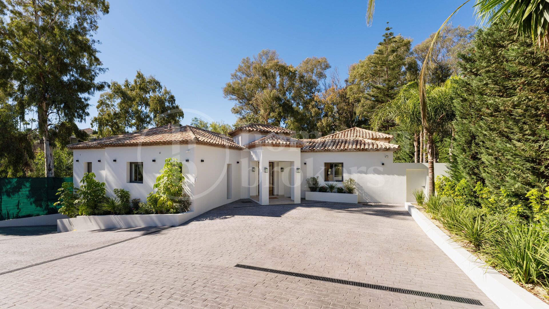 Villa Camelia - Elegant Villa i La Cerquilla, Nueva Andalusien