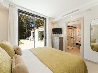Villa Camelia - Elegant Villa i La Cerquilla, Nueva Andalusien