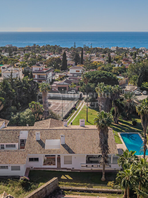 Villa Cortijo - Charming Villa with Sea Views