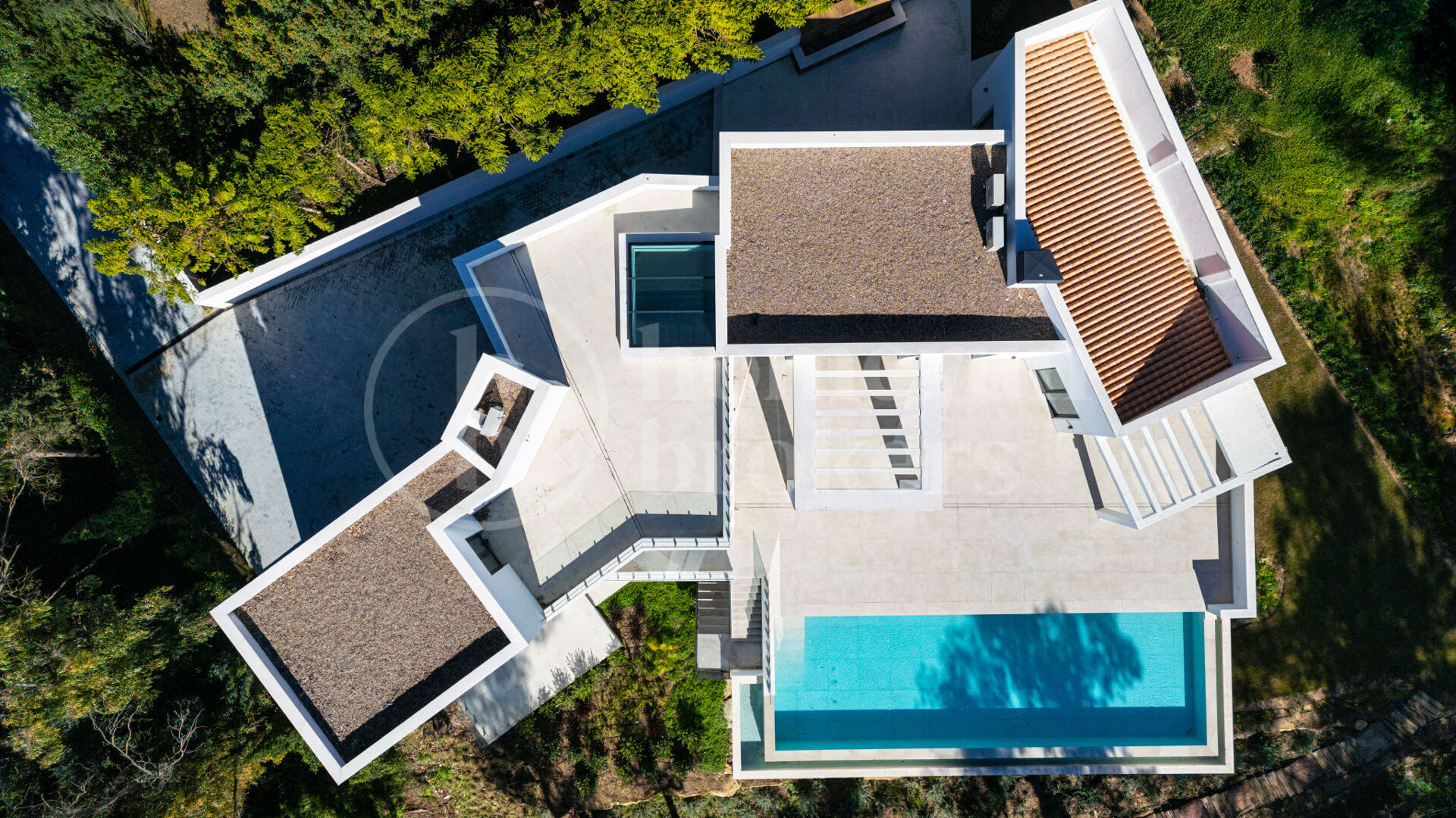 Villa Dolce Vita – Contemporary Luxury for Sale in Sotogrande Alto