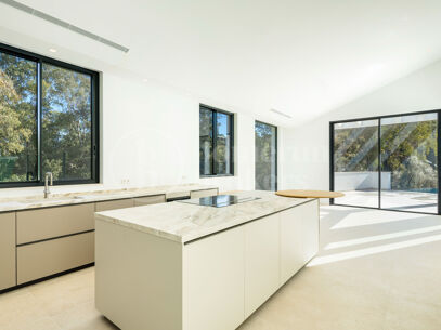 Villa Dolce Vita – Contemporary Luxury for Sale in Sotogrande Alto