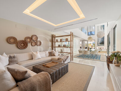 Villa Cerquilla 59 - Contemporary Luxury Villa with Sea vies in Nueva Andalucía