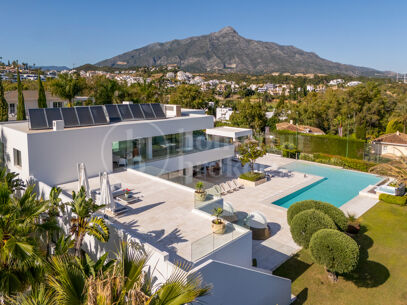 Villa Cerquilla 59 - Contemporary Luxury Villa with Sea vies in Nueva Andalucía