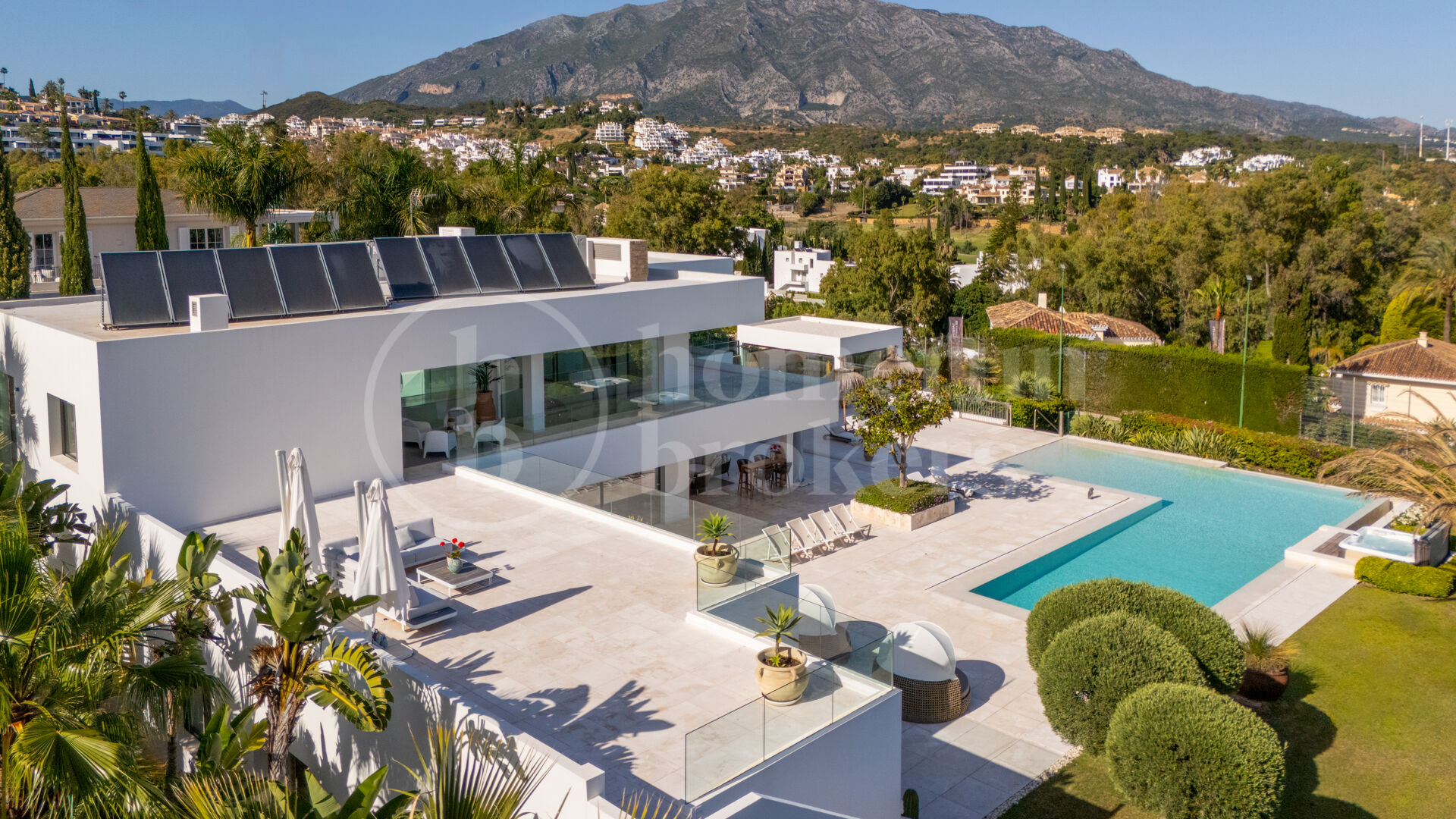 Villa Cerquilla 59 - Contemporary Luxury Villa with Sea vies in Nueva Andalucía