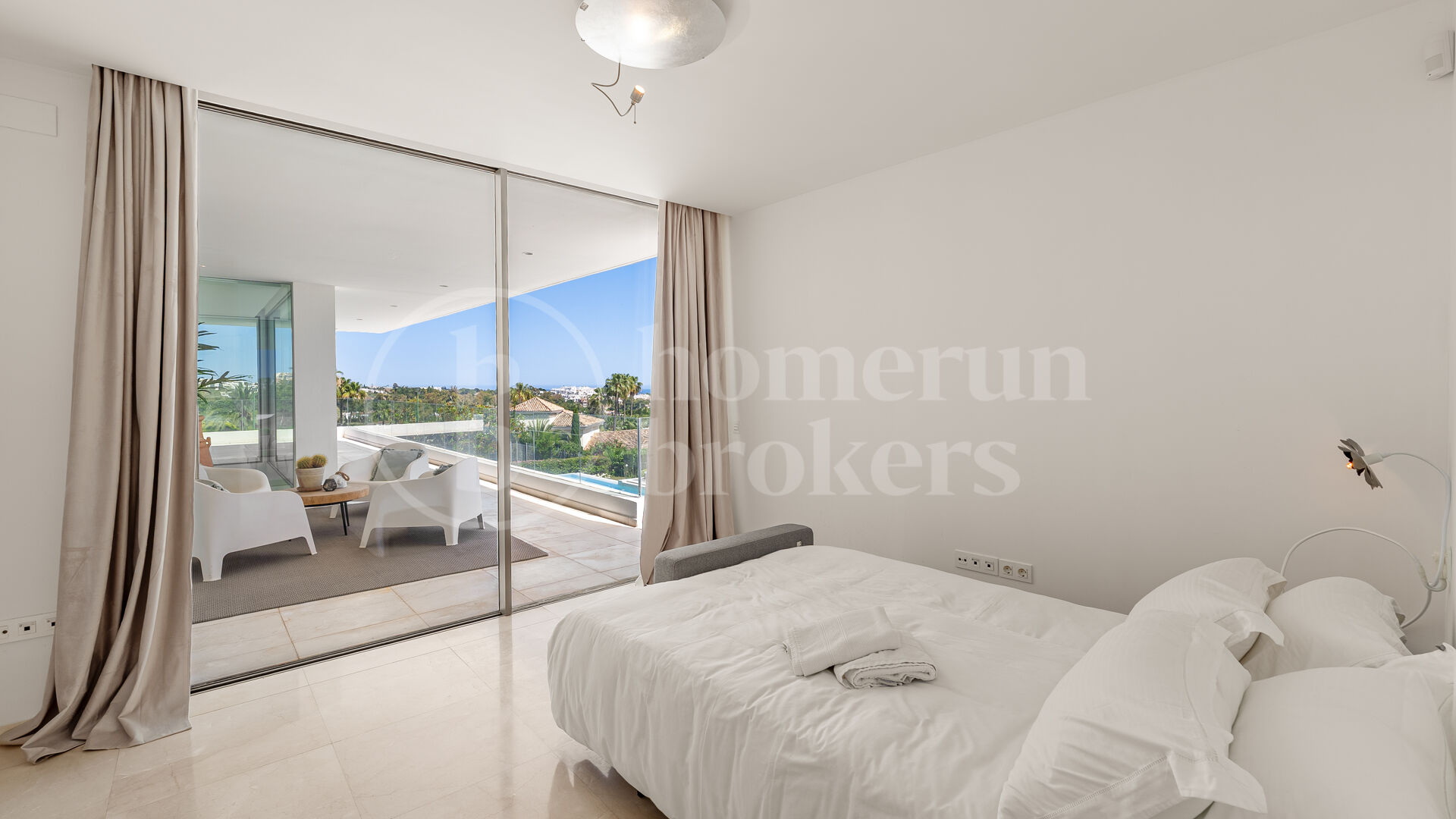 Villa Cerquilla 59 - Contemporary Luxury Villa with Sea vies in Nueva Andalucía