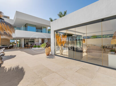 Villa Cerquilla 59 - Contemporary Luxury Villa with Sea vies in Nueva Andalucía