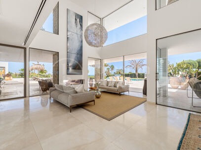 Villa Cerquilla 59 - Contemporary Luxury Villa with Sea vies in Nueva Andalucía