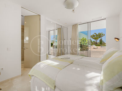 Villa Cerquilla 59 - Contemporary Luxury Villa with Sea vies in Nueva Andalucía