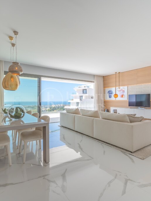 Apartment Louise - with Panoramic sea vies in Byu Hills, Benhavis