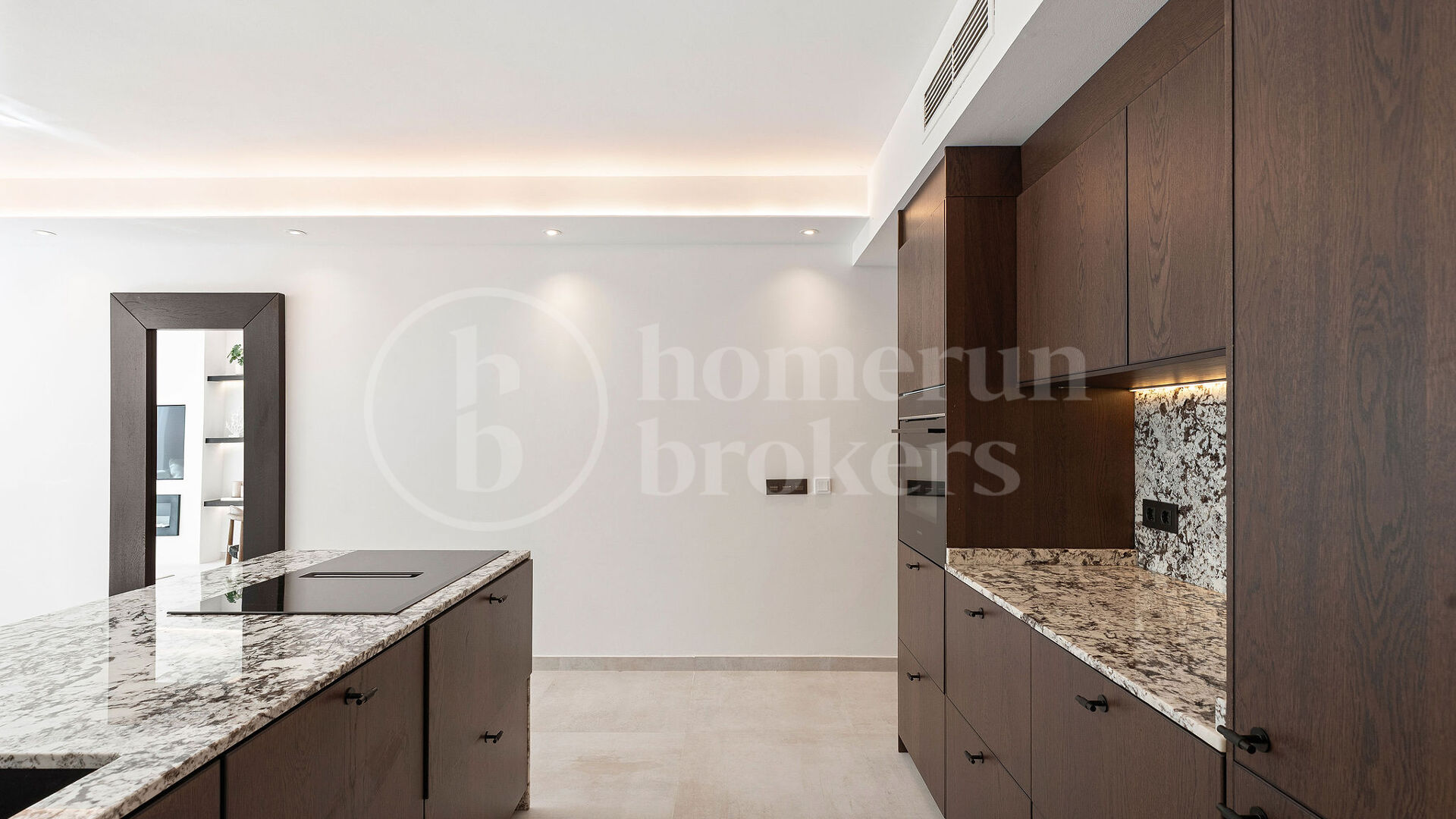 Apartment Alexandra – Contemporary Apartment for Sale in La Quinta, Benahavís