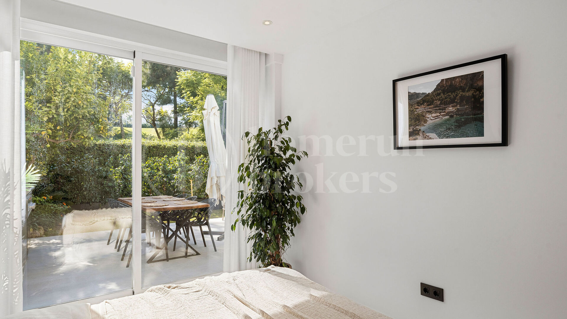 Apartment Alexandra – Contemporary Apartment for Sale in La Quinta, Benahavís