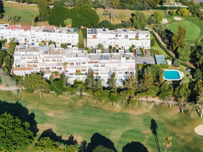 Apartment Alexandra – Contemporary Apartment for Sale in La Quinta, Benahavís