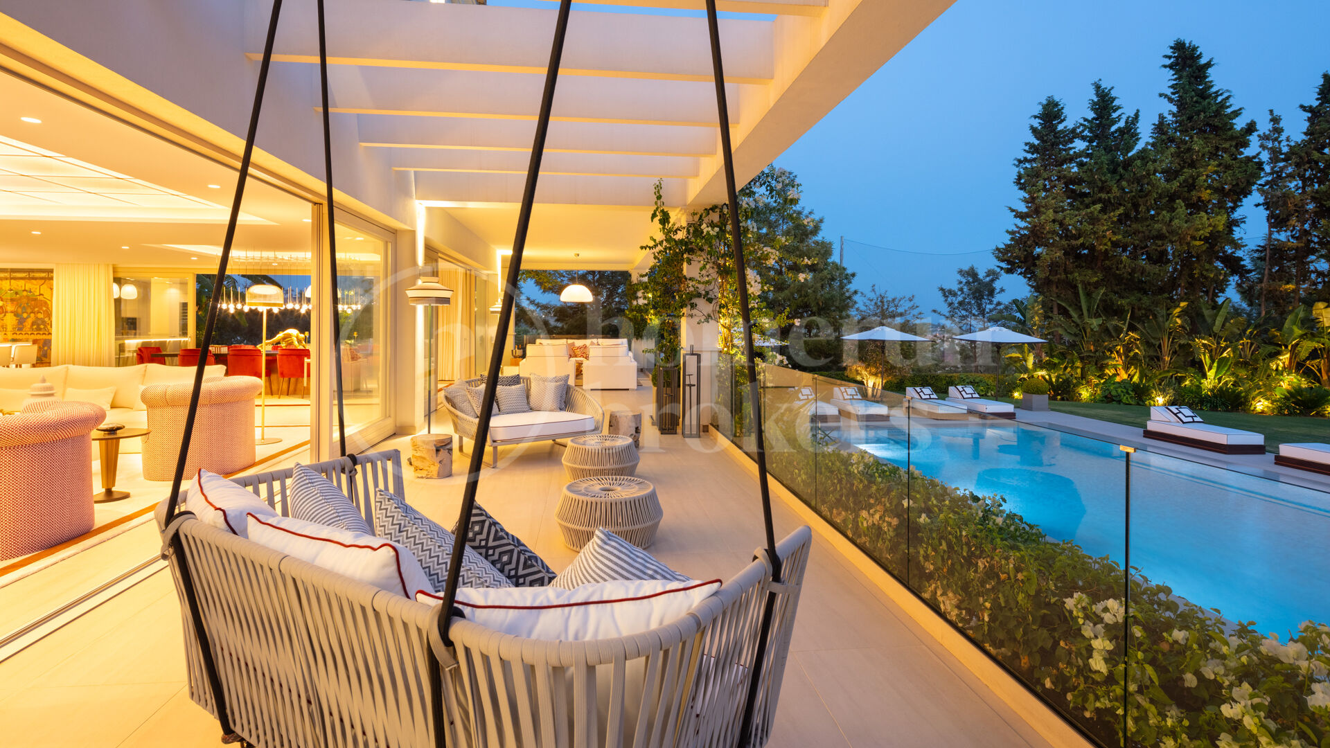 Aloha 40 – Frontline Golf Mansion for Sale in Marbella’s Prestigious Golf Valley