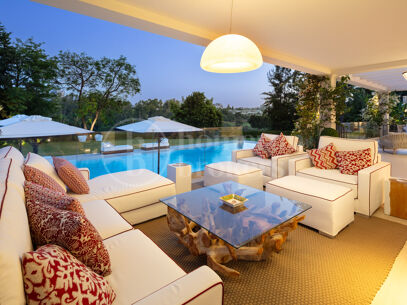 Aloha 40 – Frontline Golf Mansion for Sale in Marbella’s Prestigious Golf Valley