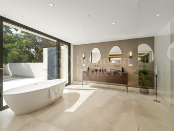 Villa Rocío – Luxury Andalusian-Style Villa on Marbella’s Golden Mile