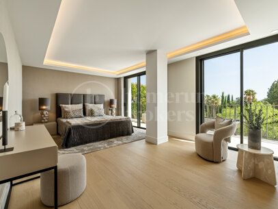 Villa Rocío – Lyxig villa i andalusisk stil till salu på Marbellas Golden Mile