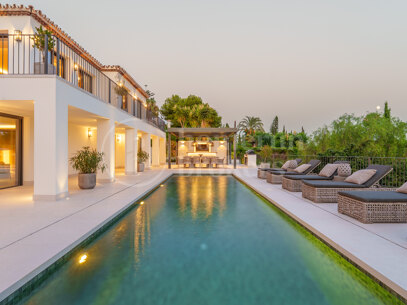 Villa Rocío – Lyxig villa i andalusisk stil till salu på Marbellas Golden Mile