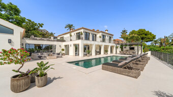 Villa Rocío – Luxury Andalusian-Style Villa for Sale on Marbella’s Golden Mile