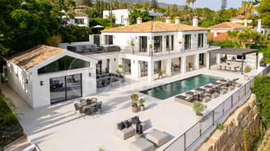 Villa Rocío – Lyxig villa i andalusisk stil till salu på Marbellas Golden Mile