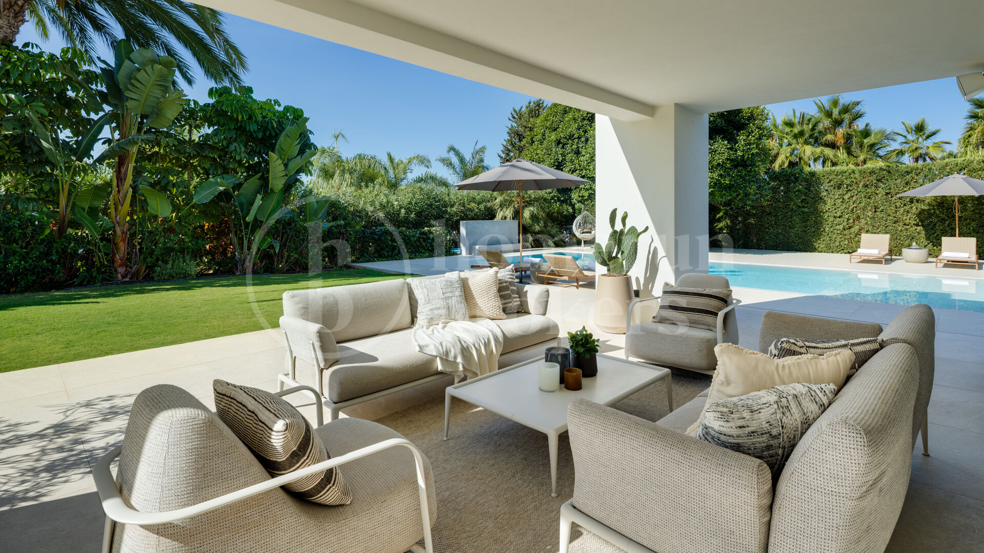 Villa Malibu - Modern Luxury villa with Sea Views in Nueva Andalucia