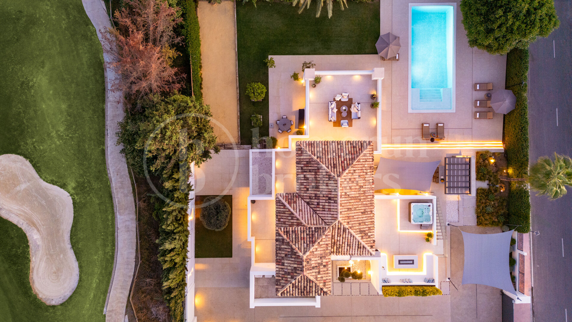 Villa Malibu - Modern Luxury villa with Sea Views in Nueva Andalucia