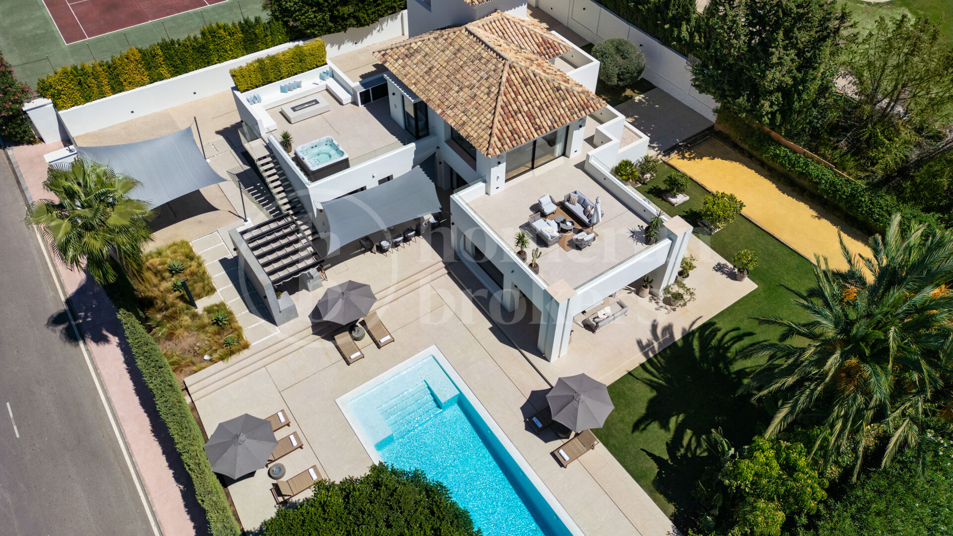 Villa Malibu - Modern Luxury villa with Sea Views in Nueva Andalucia