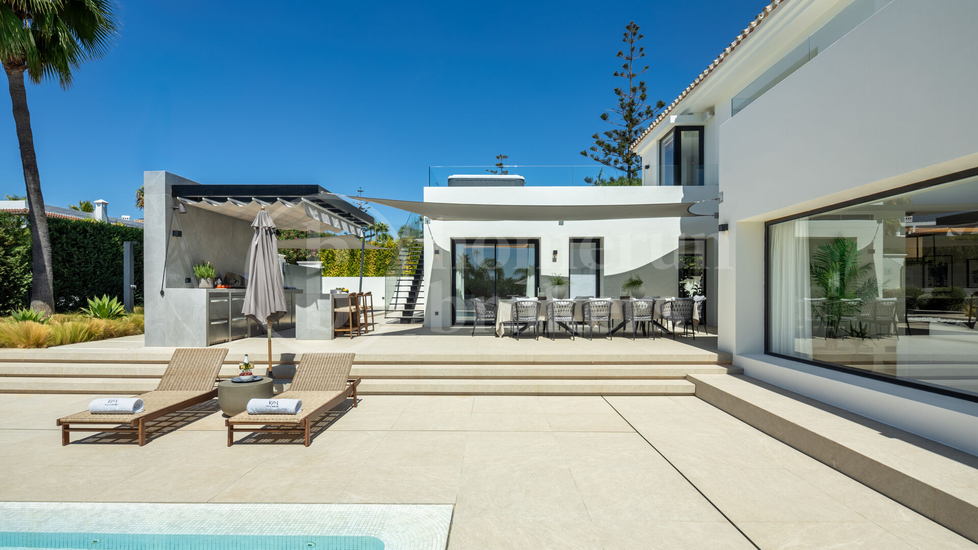 Villa Malibu - Modern Luxury villa with Sea Views in Nueva Andalucia