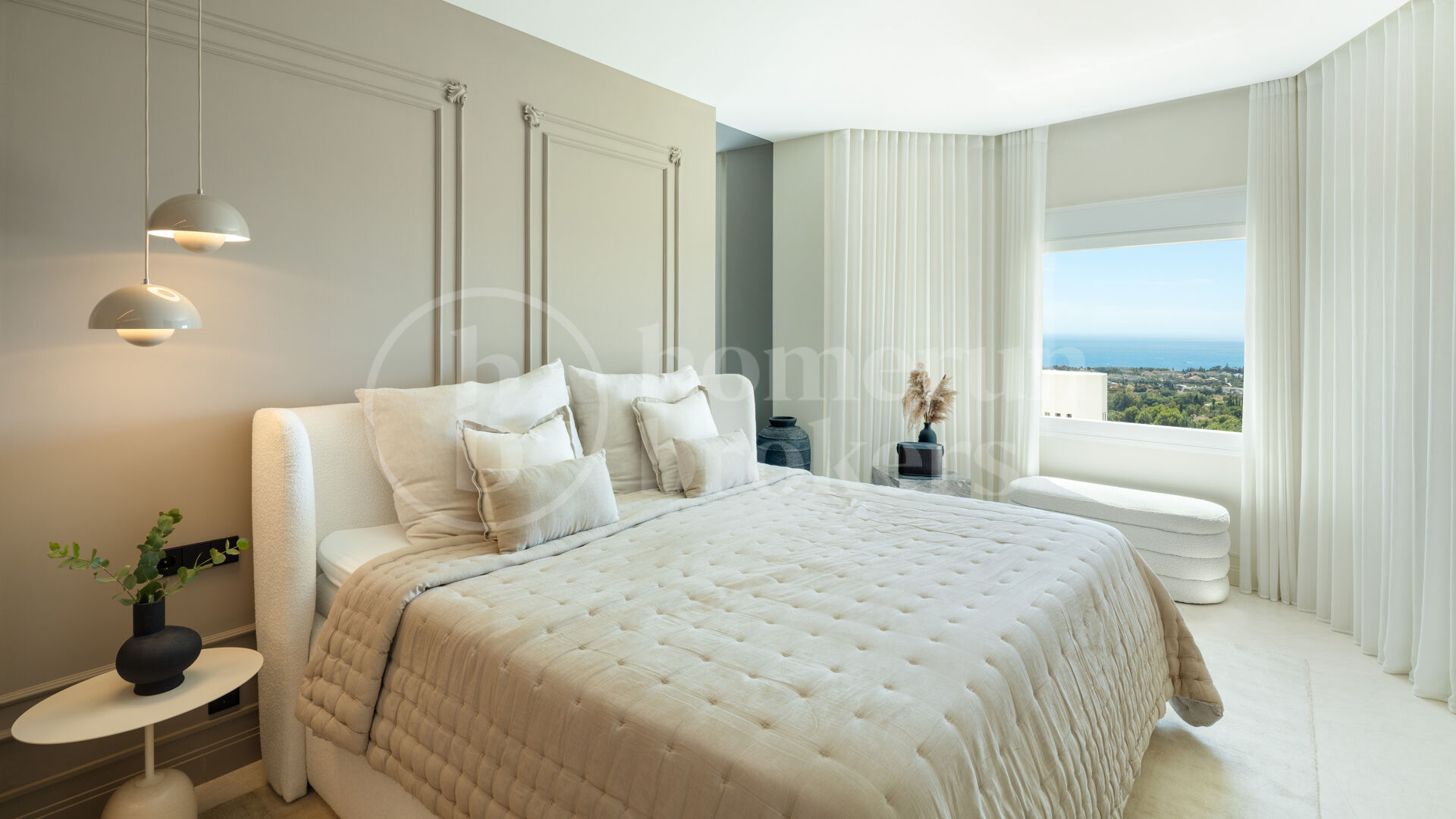 Penthouse Colgantes - Luxury Renovated Penthouse with Sea Views