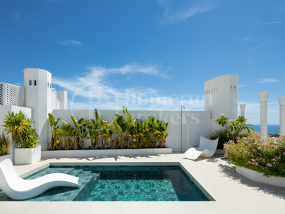 Penthouse Colgantes - Luxury Renovated Penthouse with Sea Views
