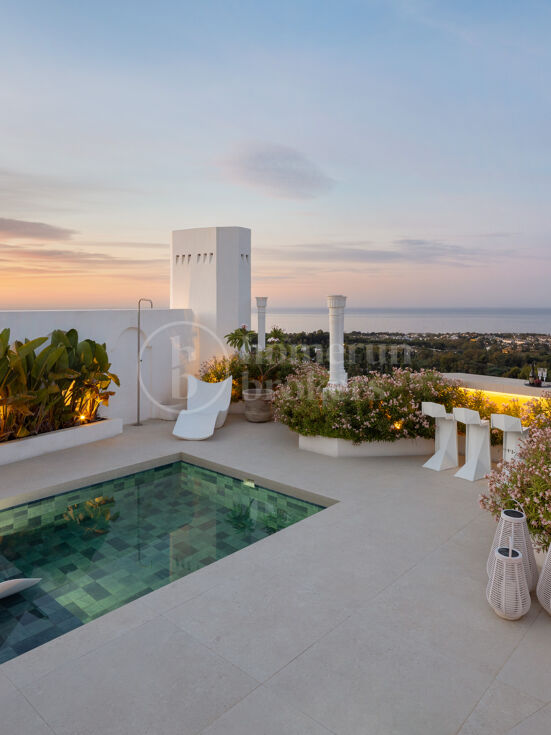 Penthouse Colgantes - Luxury Renovated Penthouse with Sea Views