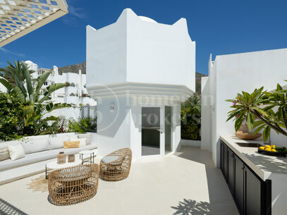 Penthouse Colgantes - Luxury Renovated Penthouse with Sea Views