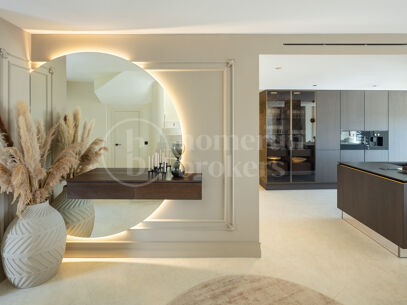 Penthouse Colgantes - Luxury Renovated Penthouse with Sea Views