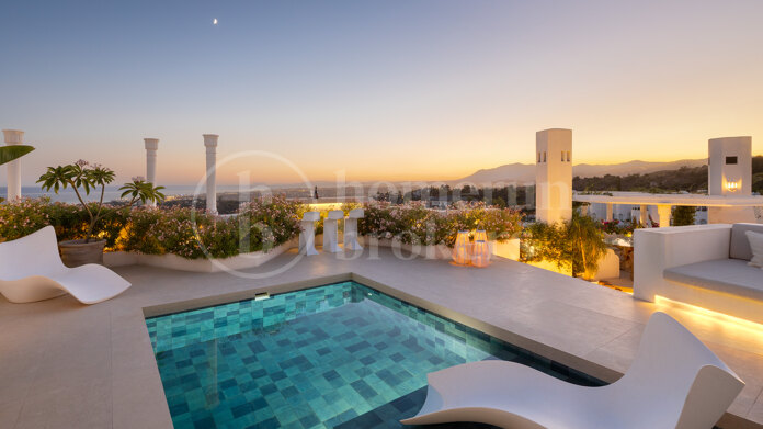 Penthouse Colgantes - Luxury Renovated Penthouse with Sea Views