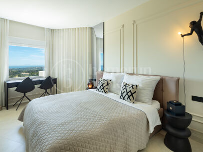 Penthouse Colgantes - Luxury Renovated Penthouse with Sea Views