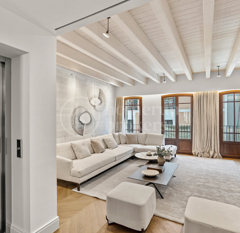 Townhouse Raimundo - Luxury Townhouse with Rooftop Pool in Palma Old Town