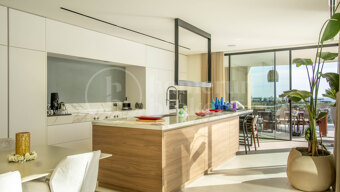 Villa Rabella - with panoramic mountain, golf and sea views in La Alqueria, Benahavis