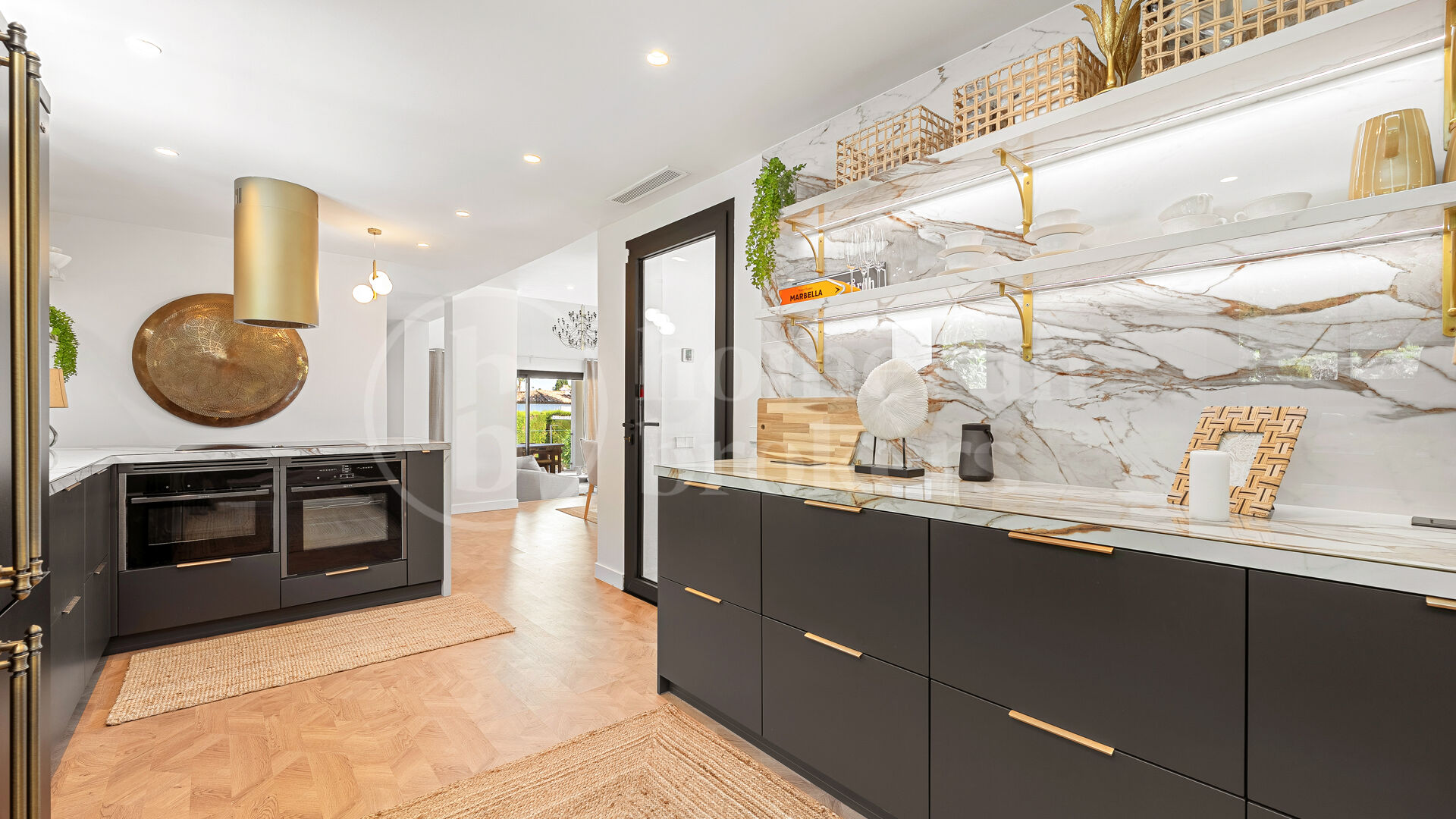 Villa Hibu – Renovated 4-Bedroom Andalusian Villa for Sale in Marbella Country Club