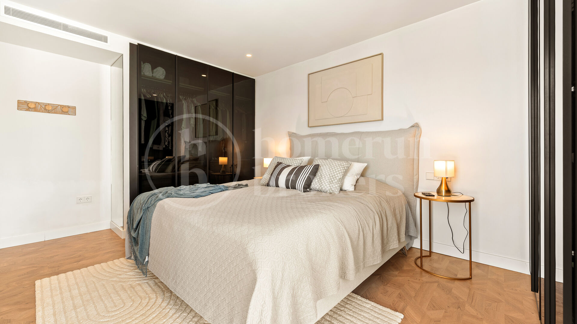 Villa Hibu – Renovated 4-Bedroom Andalusian Villa for Sale in Marbella Country Club