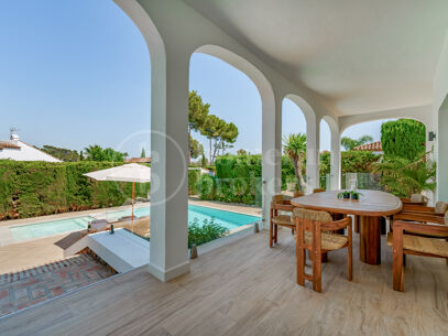 Villa Hibu – Renovated 4-Bedroom Andalusian Villa for Sale in Marbella Country Club