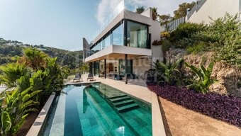 Villa Zafiro – Contemporary Luxury Villa for Sale in Costa d’en Blanes, Calvià