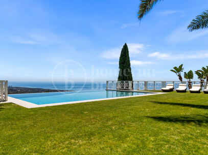 Villa Veranda – 6-Bedroom Luxury Villa with Panoramic Sea Views in Marbella East