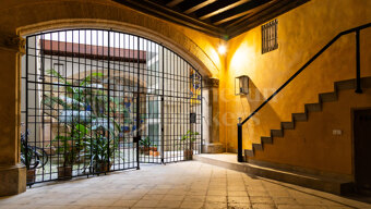 Aparment Can Caulelles – Historic Luxury Residence in Palma Old Town