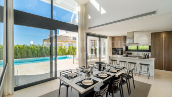 Casa Pedro – Contemporary 6-Bedroom Villa in El Paraíso, Estepona