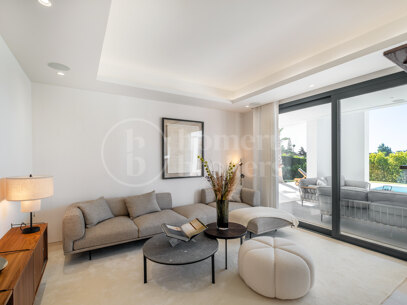 Casa Pedro – Contemporary 6-Bedroom Villa in El Paraíso, Estepona