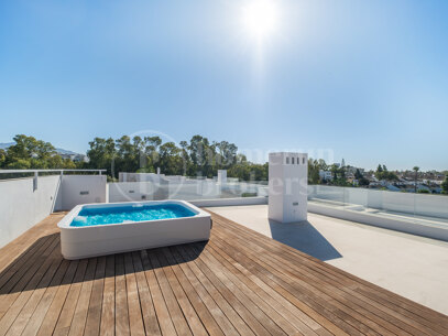 Casa Pedro – Contemporary 6-Bedroom Villa in El Paraíso, Estepona